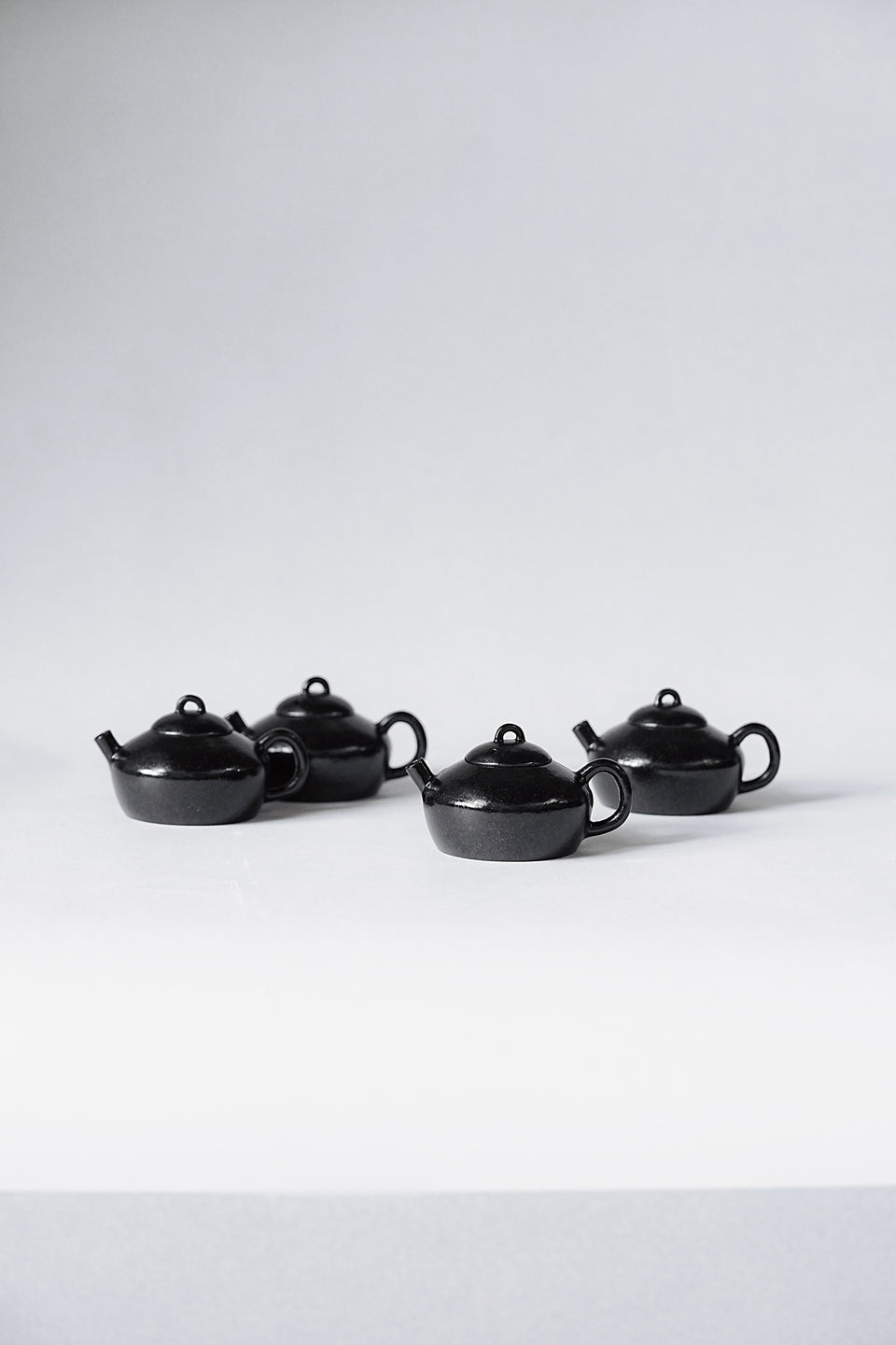 Wide Black Pu'er Teapot
