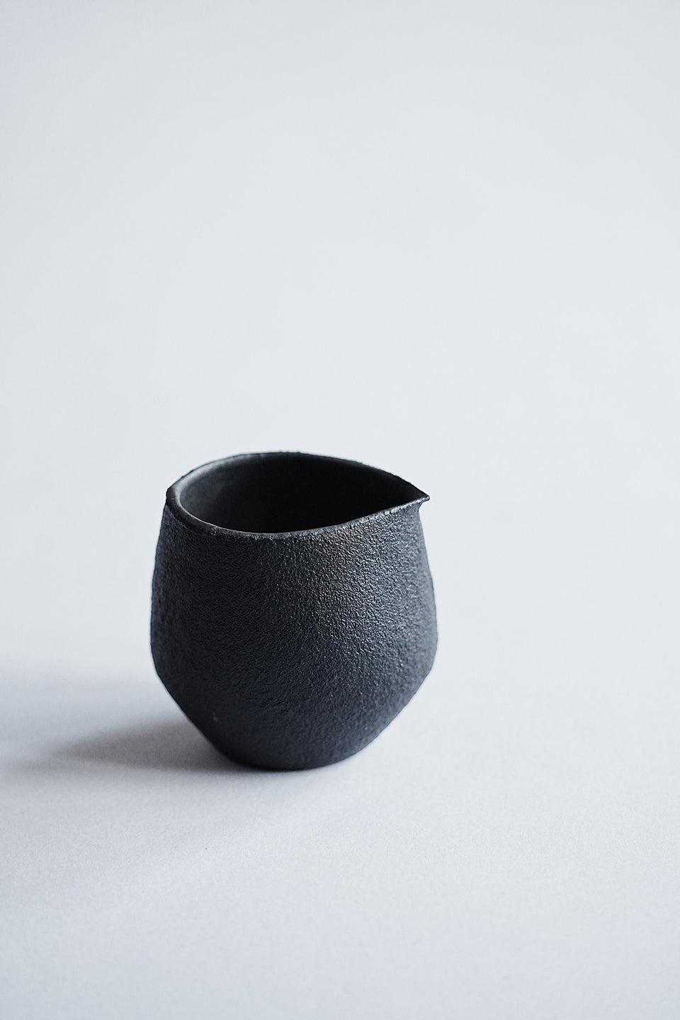 ブラック&メタリックグレーズブラック「溶接」ゴンダオベイ
