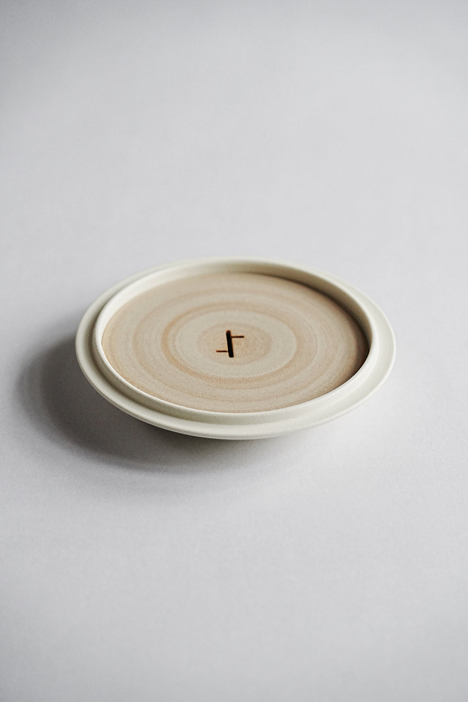 "Above/Below" Hucheng - White