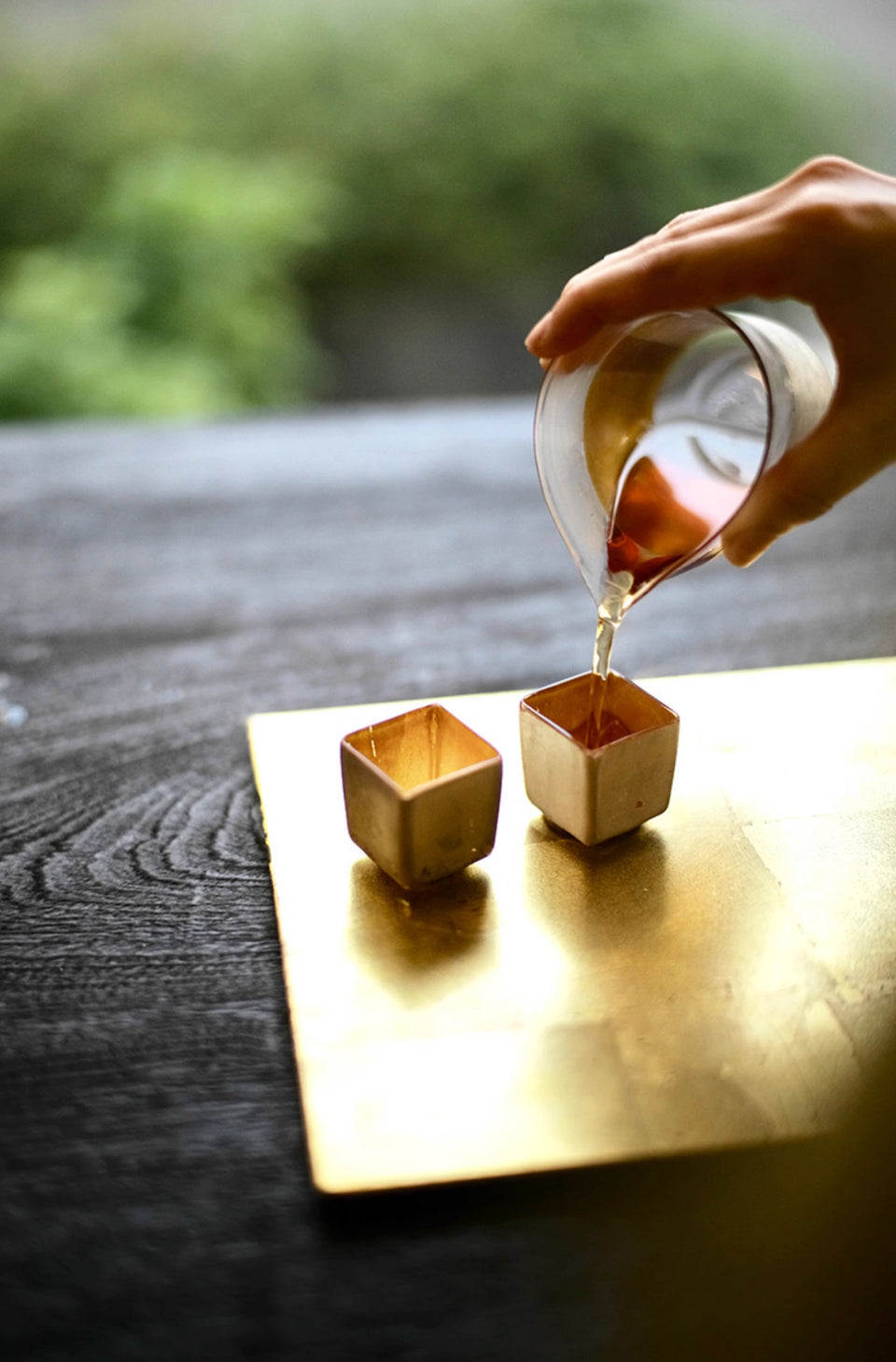 "Huang Lian" Square Glass Tea Cups - Gold and Burnished Silver