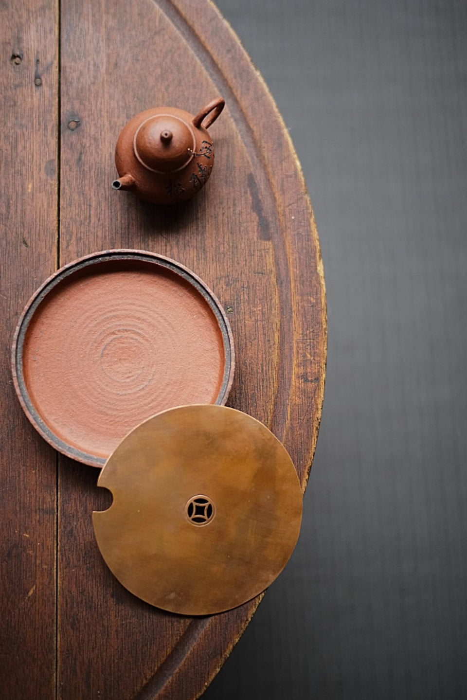 Thin Hui Shan Red Clay Hucheng with Copper Lid