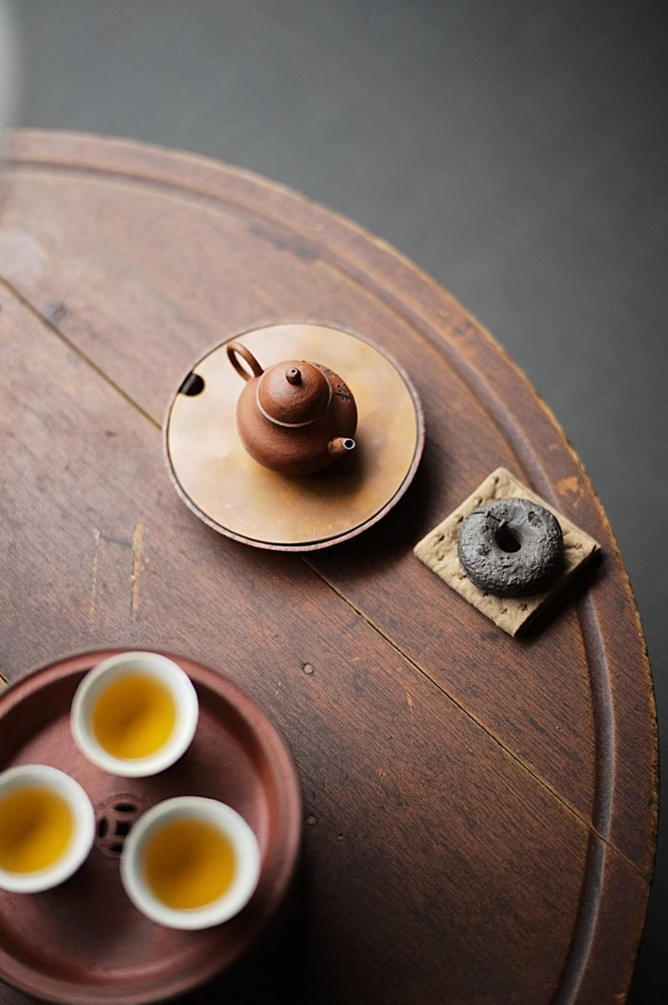 Thin Hui Shan Red Clay Hucheng with Copper Lid
