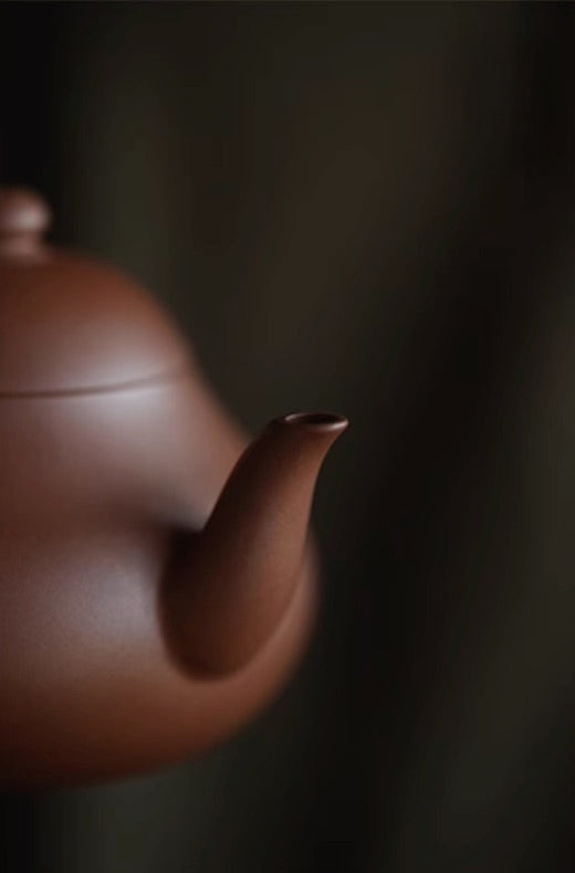 Chaozhou Pear-Shaped Hand-Thrown Teapot