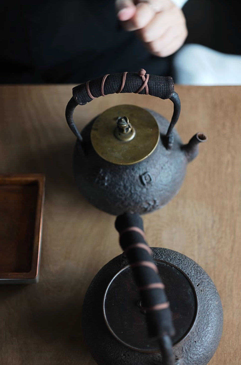 Xiangyun Silk Yarn Iron Teapot Handle Pad