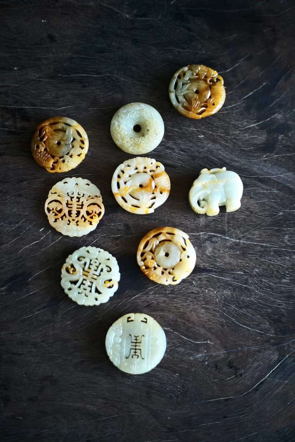 Jade Lid Holder