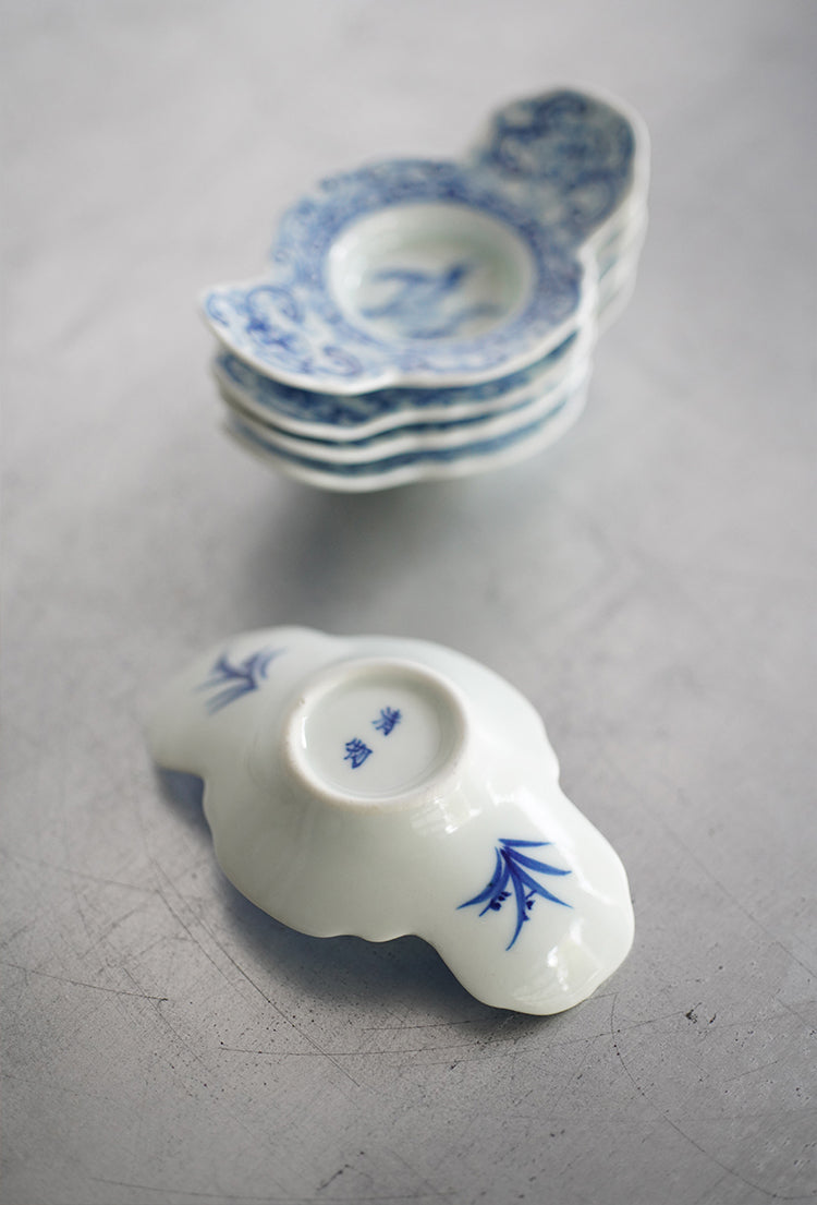 Qinghua Camellia Leaf And Bird Coaster