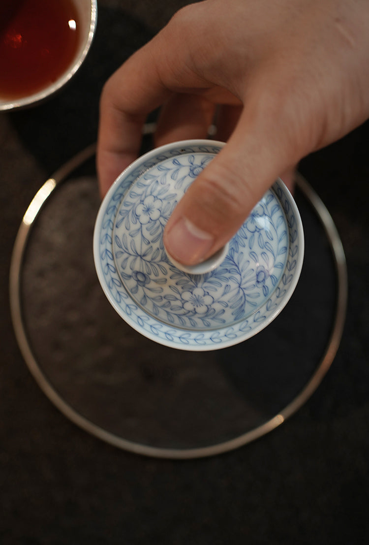 "1000 Leaves" Qinghua Blue & White Gaiwan