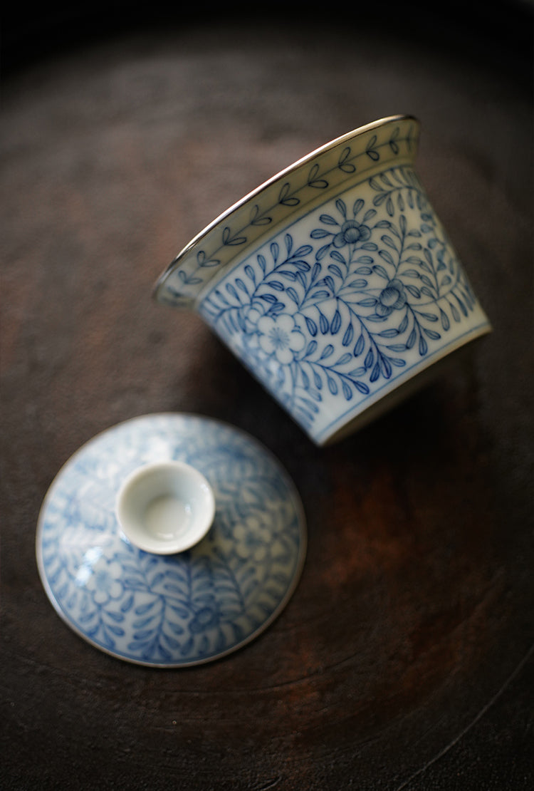"1000 Leaves" Silver-Rimmed Qinghua Blue & White Gaiwan