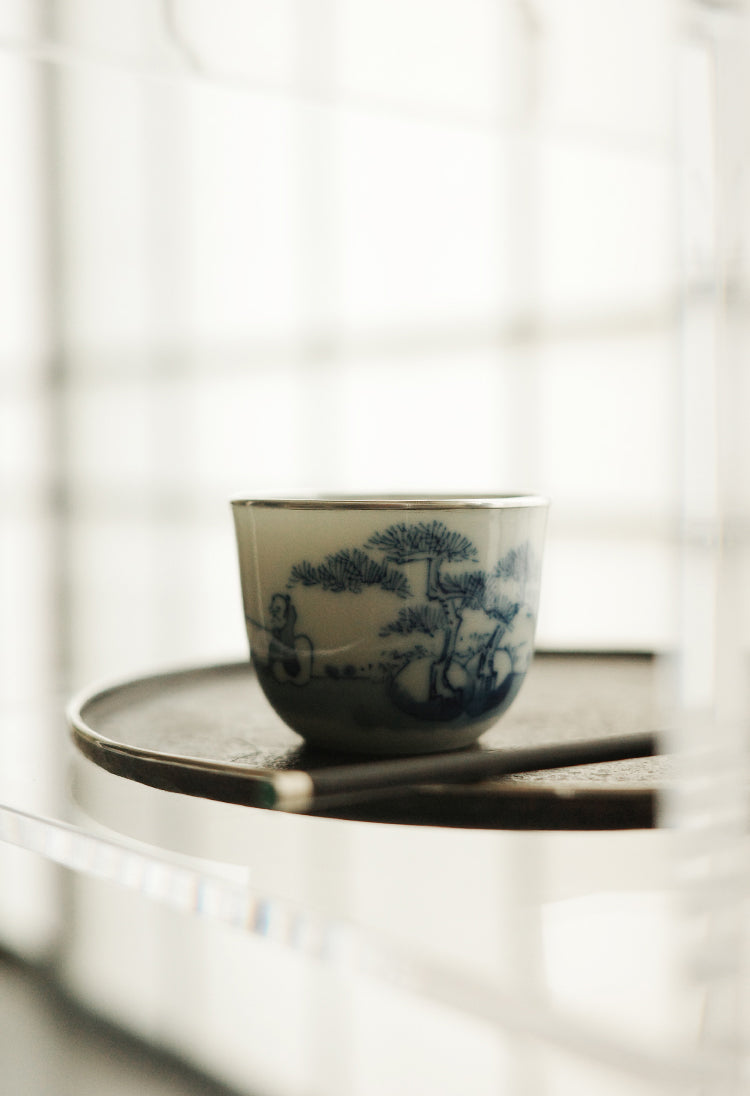 Bell-Shaped Qinghua Fisherman Teacup