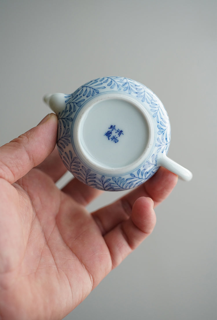 "1000 Leaves" Silver-Rimmed Qinghua Blue & White Pear Shape Teapot
