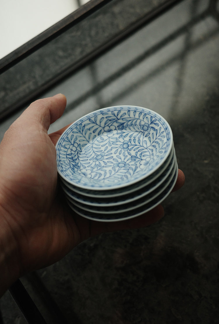 "1000 Leaves" Qinghua Teacup Holder & Coasters
