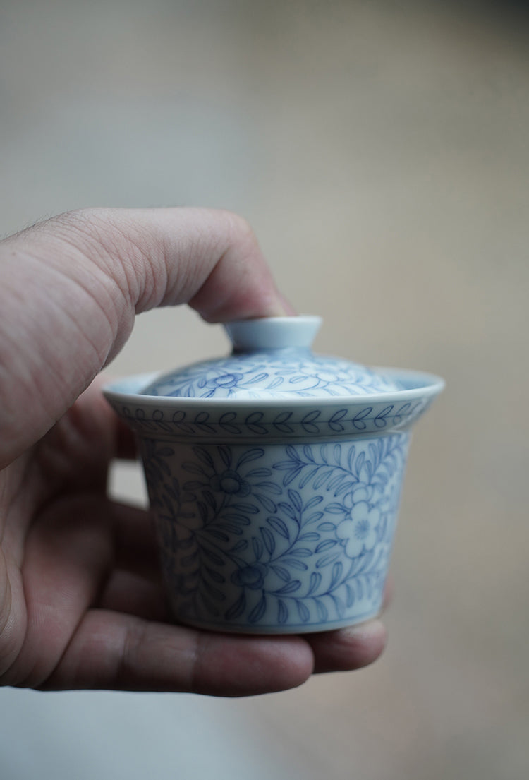 "1000 Leaves" Qinghua Blue & White Gaiwan