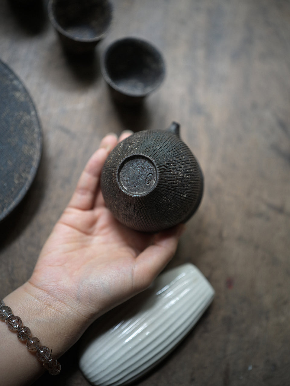 Natural Earth Textured Gongdaobei Share Cup by Cheng Wei