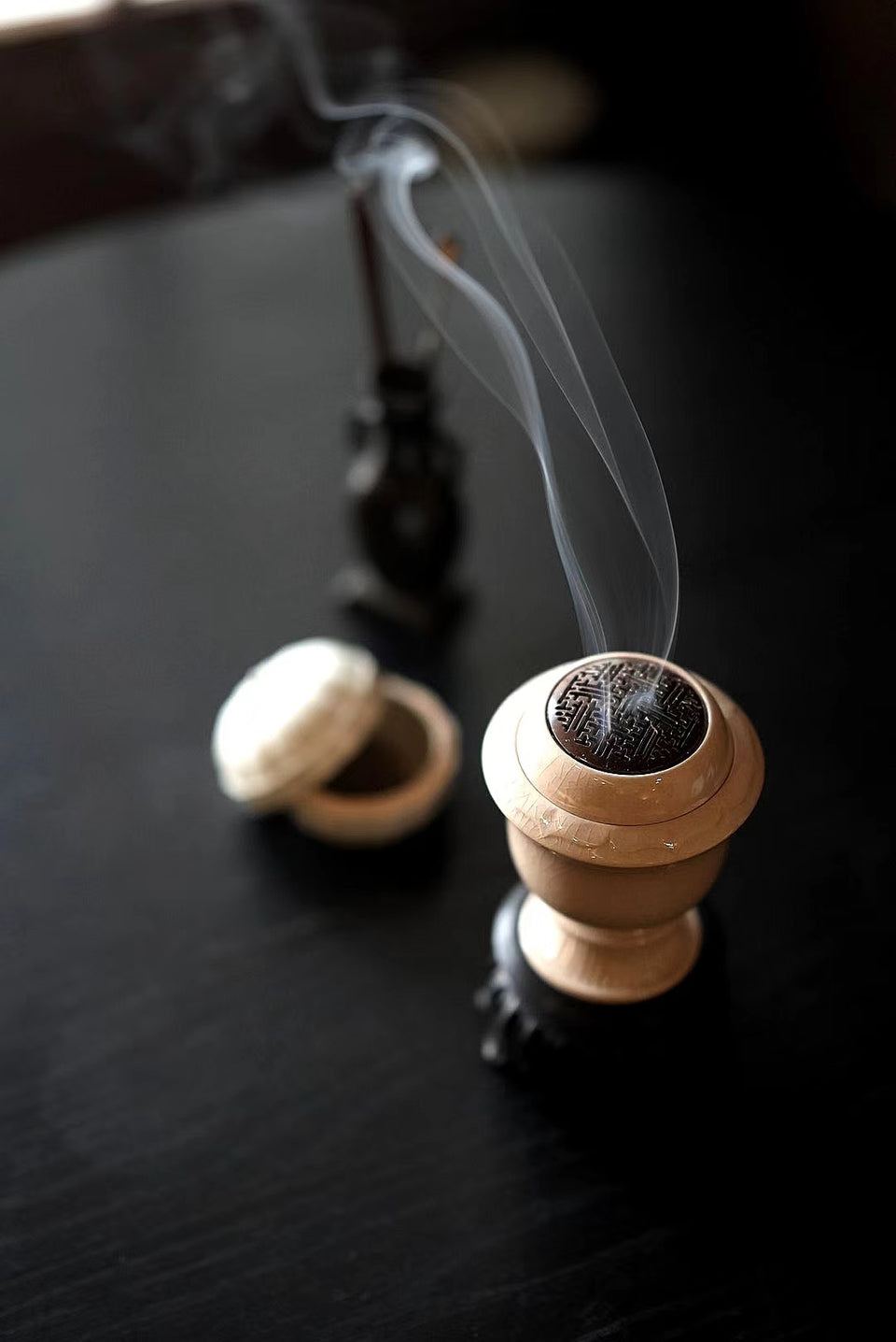 Icy White Crackle-Glazed Incense Burner