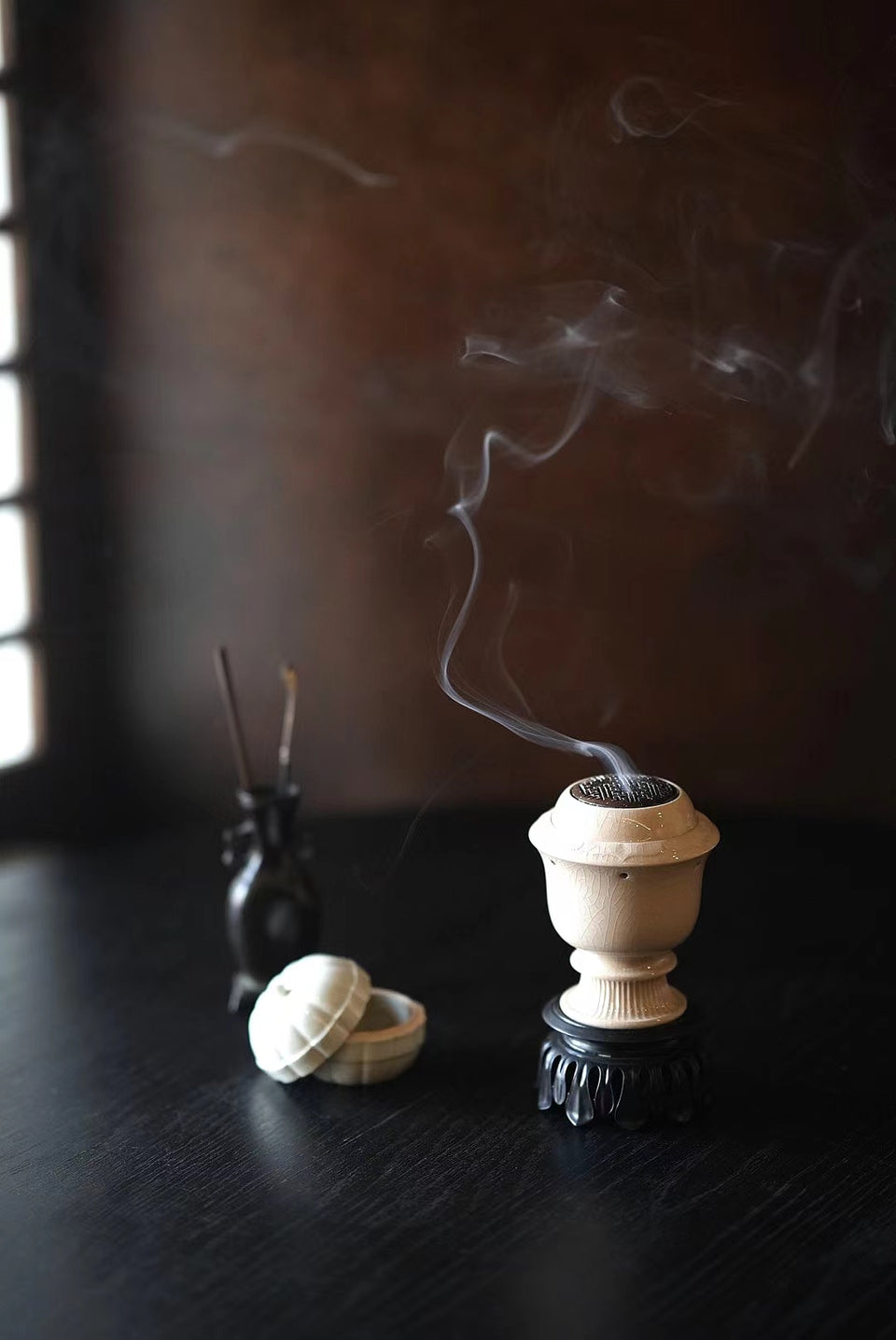 Icy White Crackle-Glazed Incense Burner