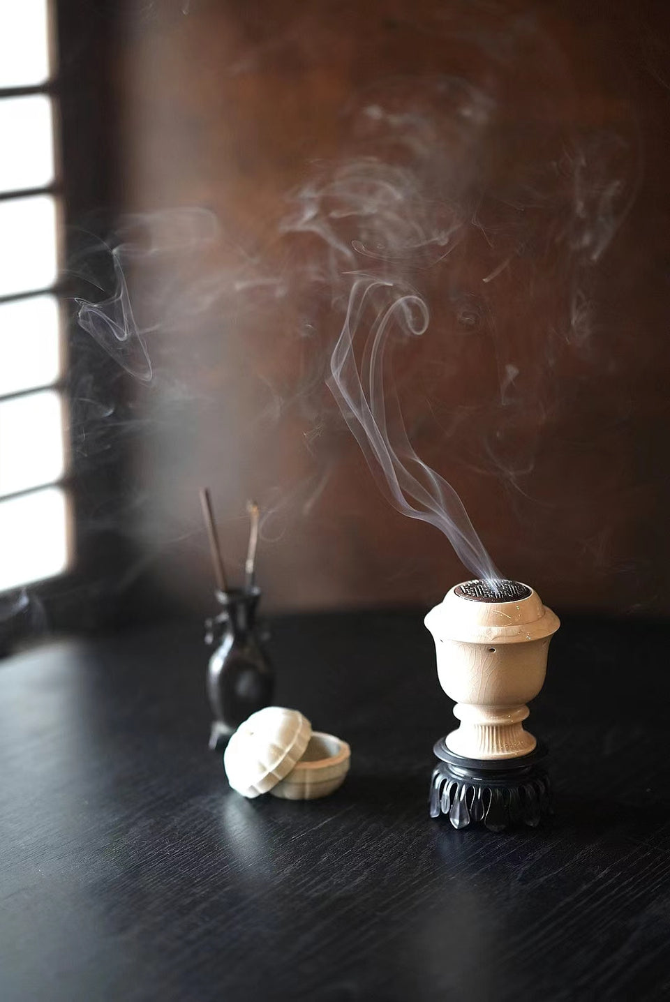 Icy White Crackle-Glazed Incense Burner
