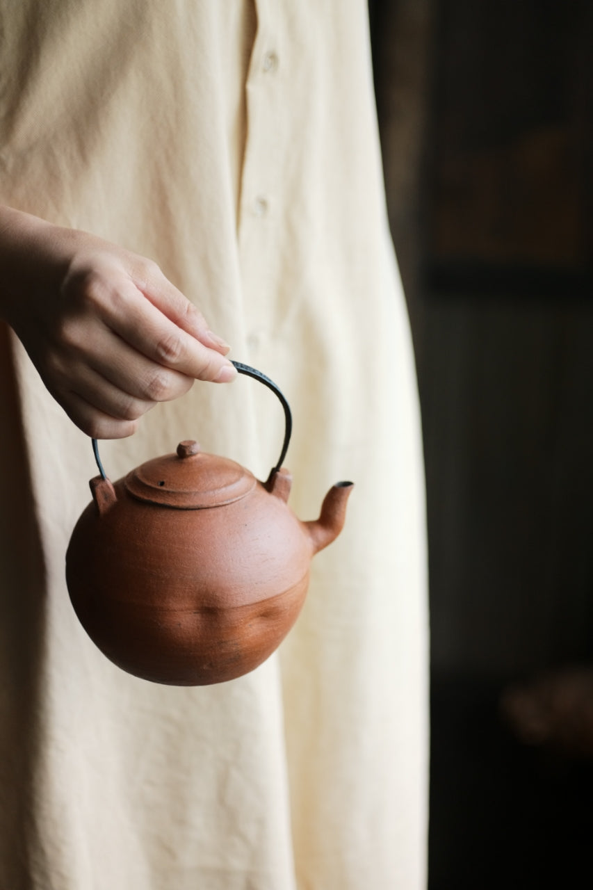 Huishan Red Clay Sanwan 3-Bend Neck Tea Kettle by Cheng Wei - Version 2