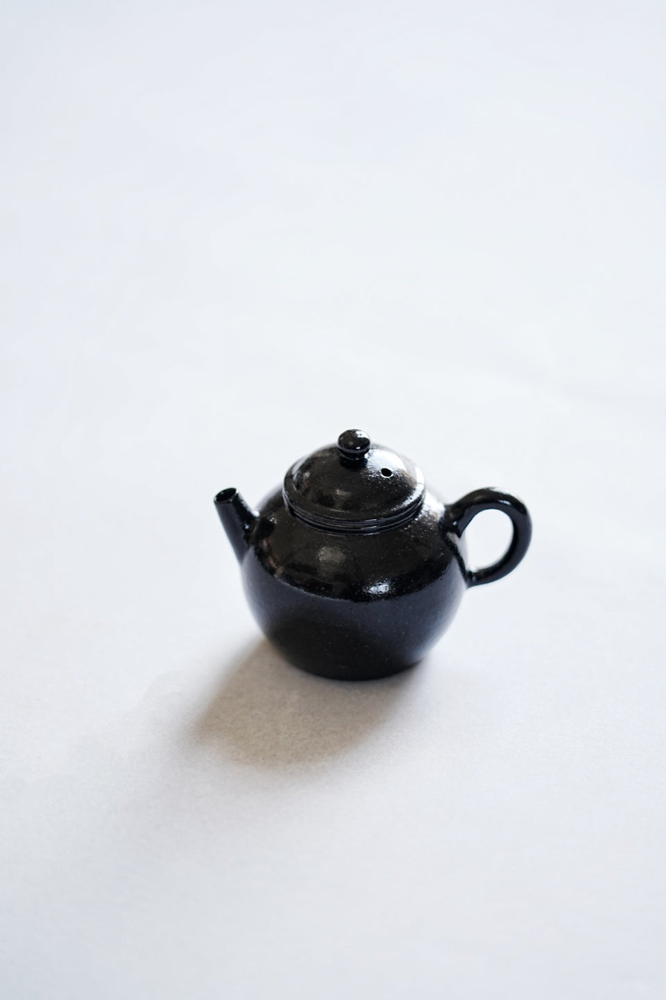 Matte Black "Egg-Shaped" Teapot