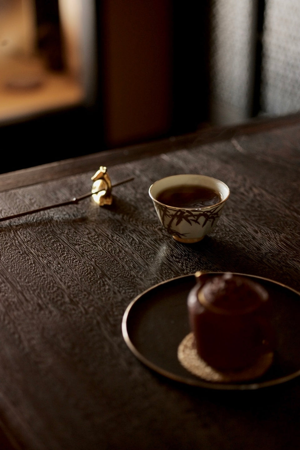 "Golden Bamboo Shadows" Host Teacup with Octagonal Base