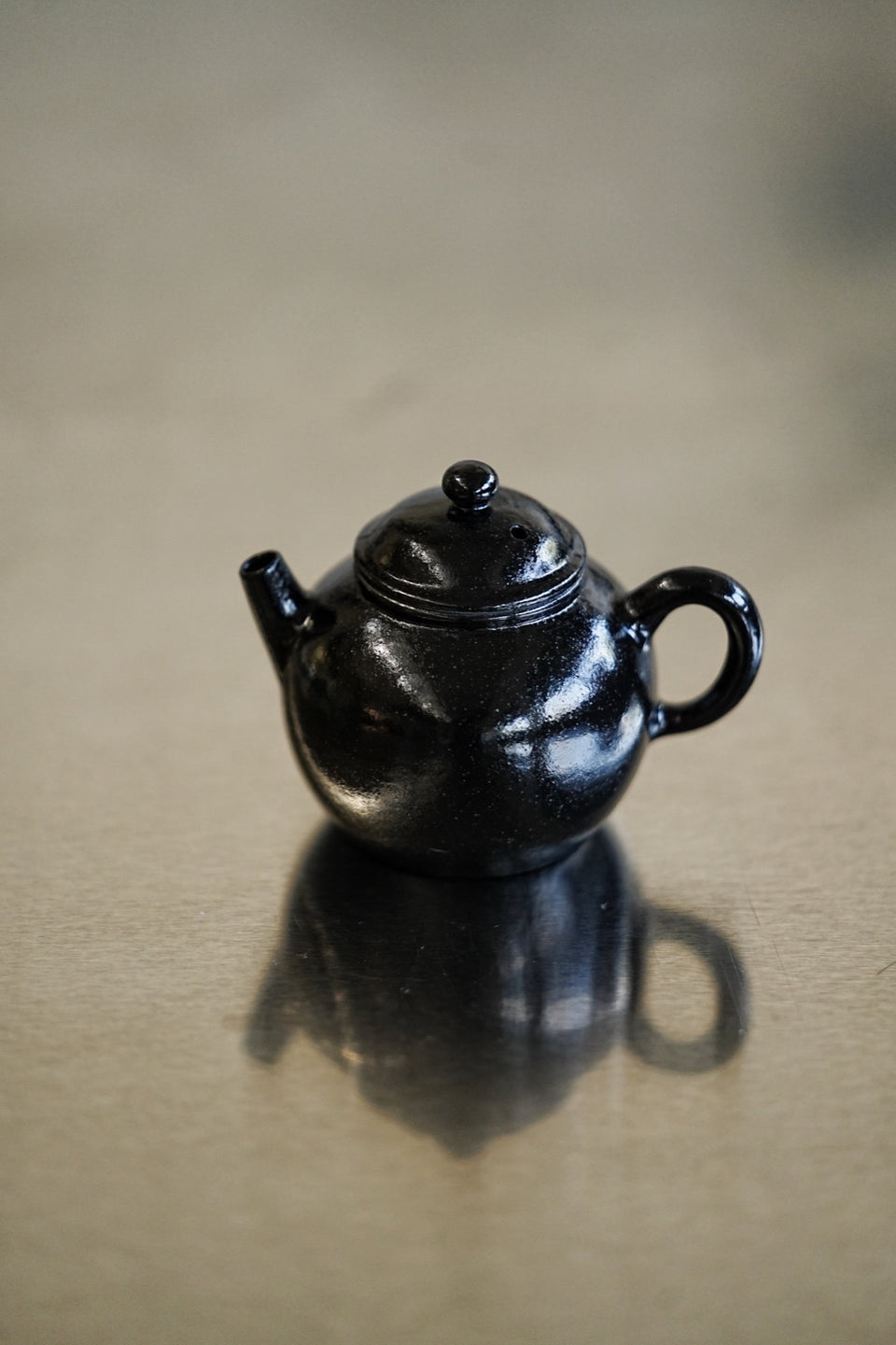 Matte Black "Egg-Shaped" Teapot