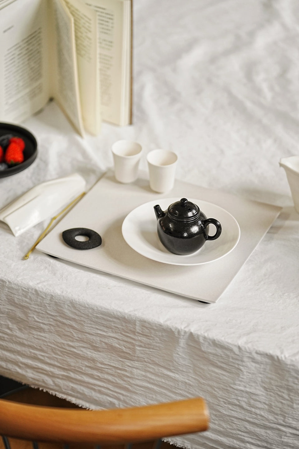 Matte Black "Egg-Shaped" Teapot