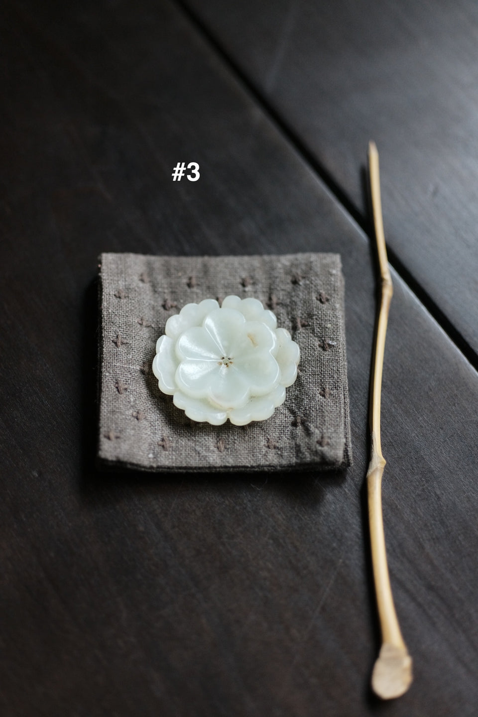 Jade Lid Holder