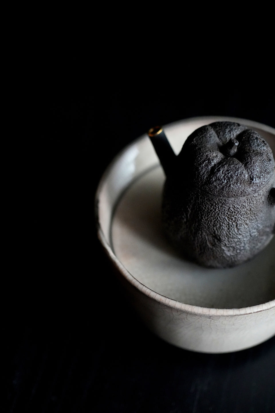 Textured Melon Teapot with Gold Kintsugi (Limited Edition)