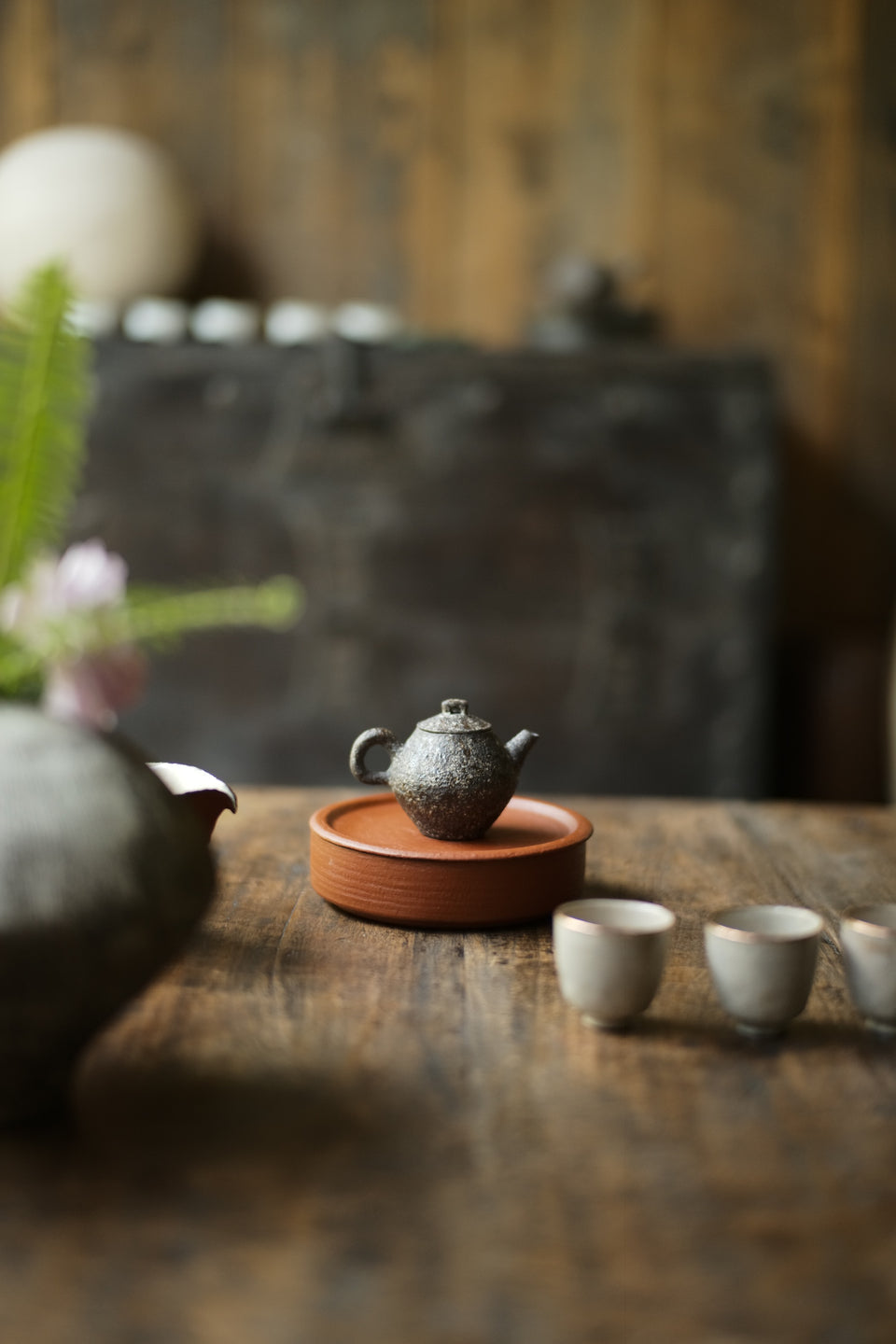 Kintsugi and Calligraphy Hucheng