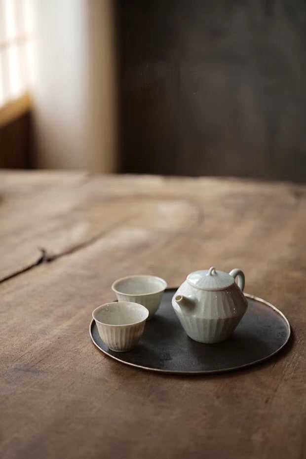 Forged Iron Silver Lining Round Hucheng Tea Tray