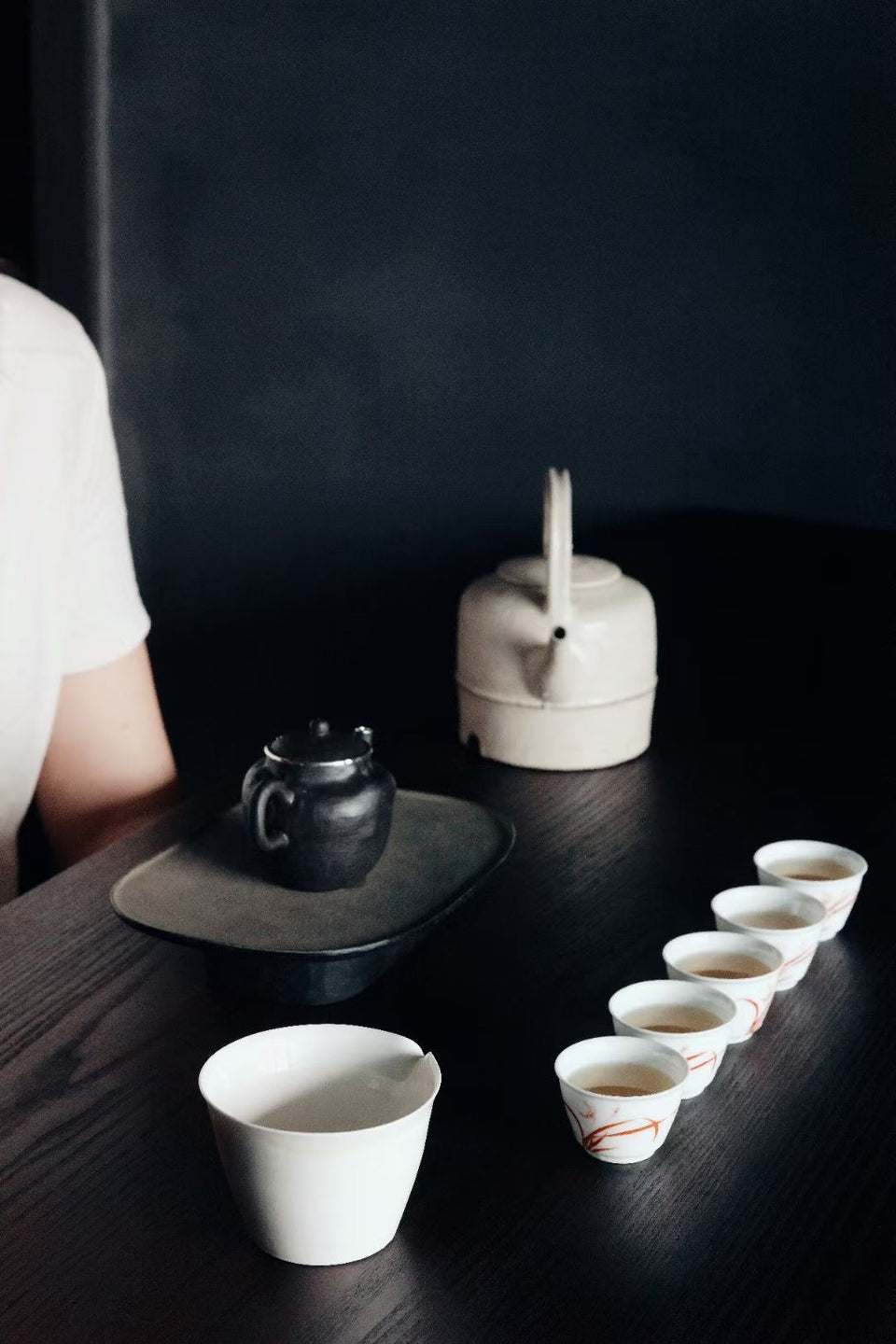 Powder-Glazed Pottery Kettle by Ji Shang Zao Wu