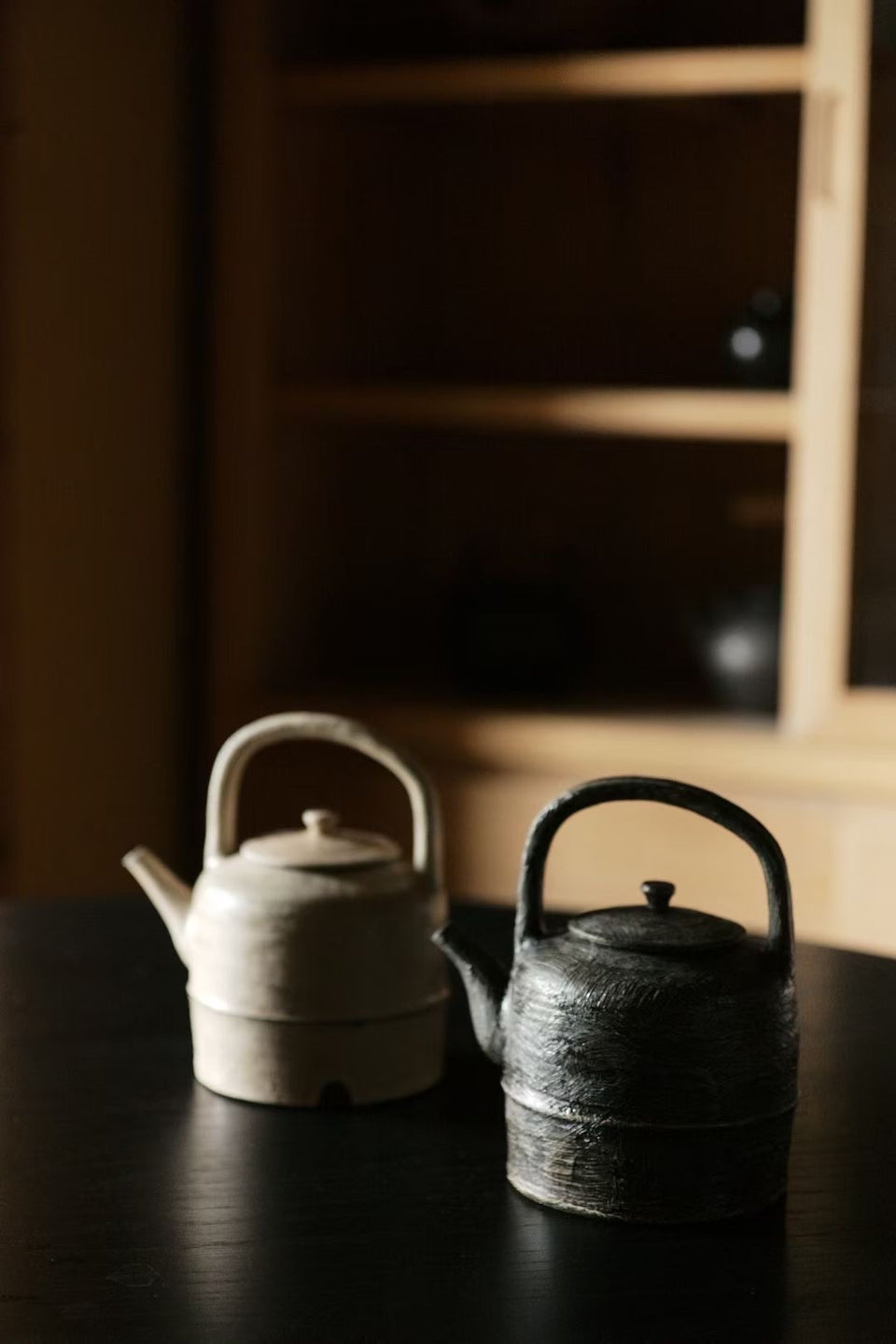 Black-Brushed Pottery Kettle by Ji Shang Zao Wu