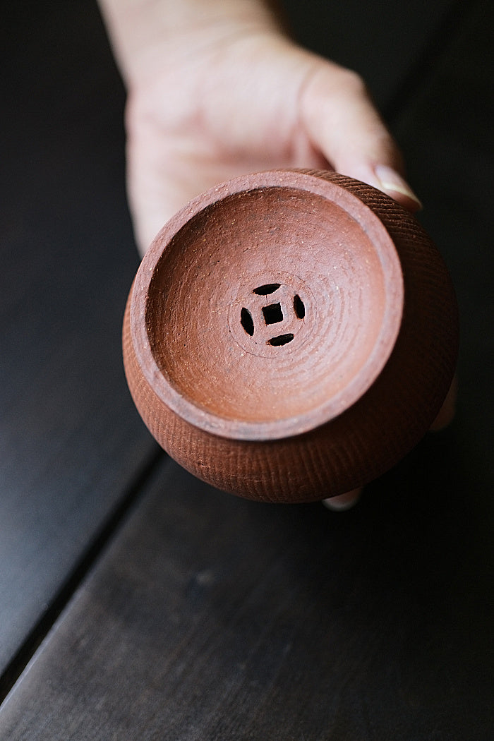 Clay Lid JianShui in Red or Black by Cheng Wei