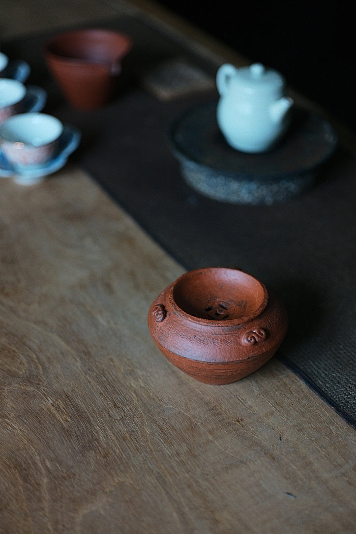 Red Hui Shan Jianshui with Matching Lid