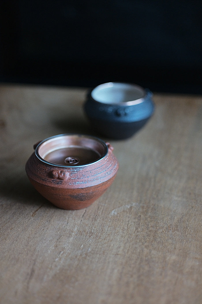 Red Hui Shan Jianshui with Copper & Silver Lid