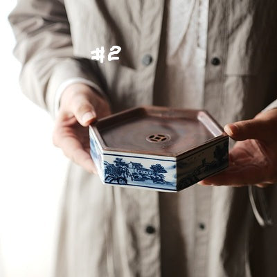 Hexagon Porcelain Hucheng with Coin-Shaped Copper Cover