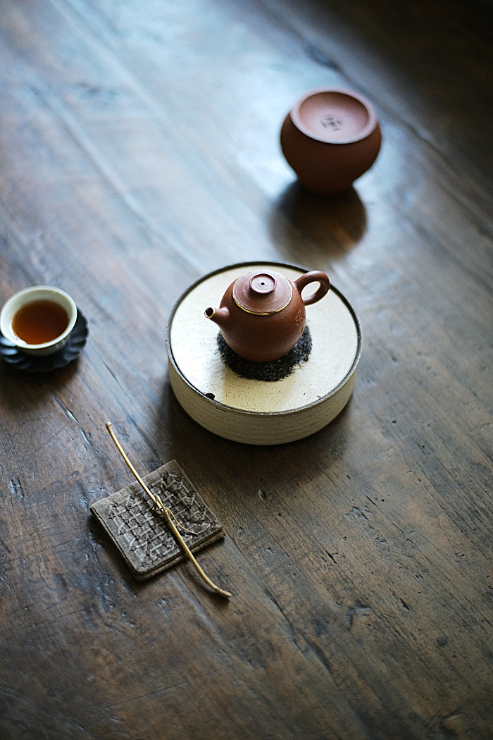Golden Zisha Calligraphy Teapot