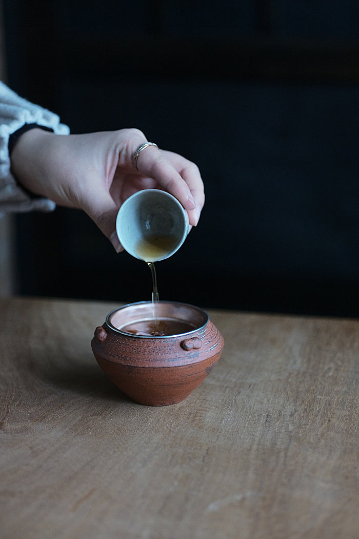 Red Hui Shan Jianshui with Copper & Silver Lid