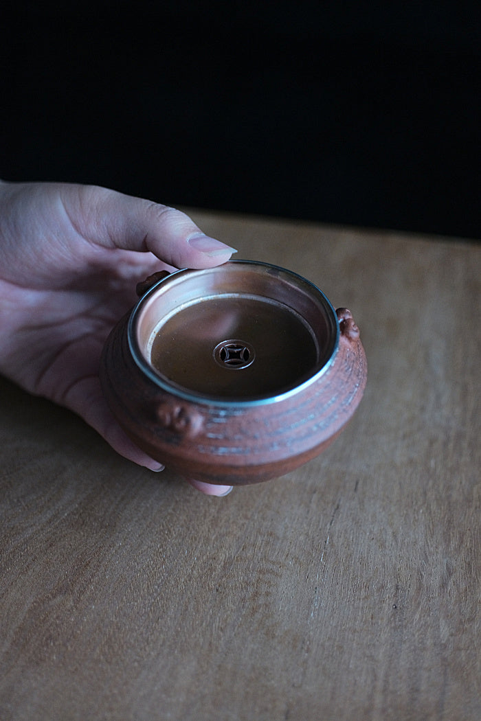 Red Hui Shan Jianshui with Copper & Silver Lid
