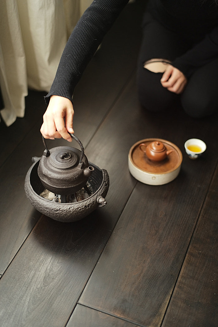 Handmade Dragon-Face Tea Stove by Cheng Wei