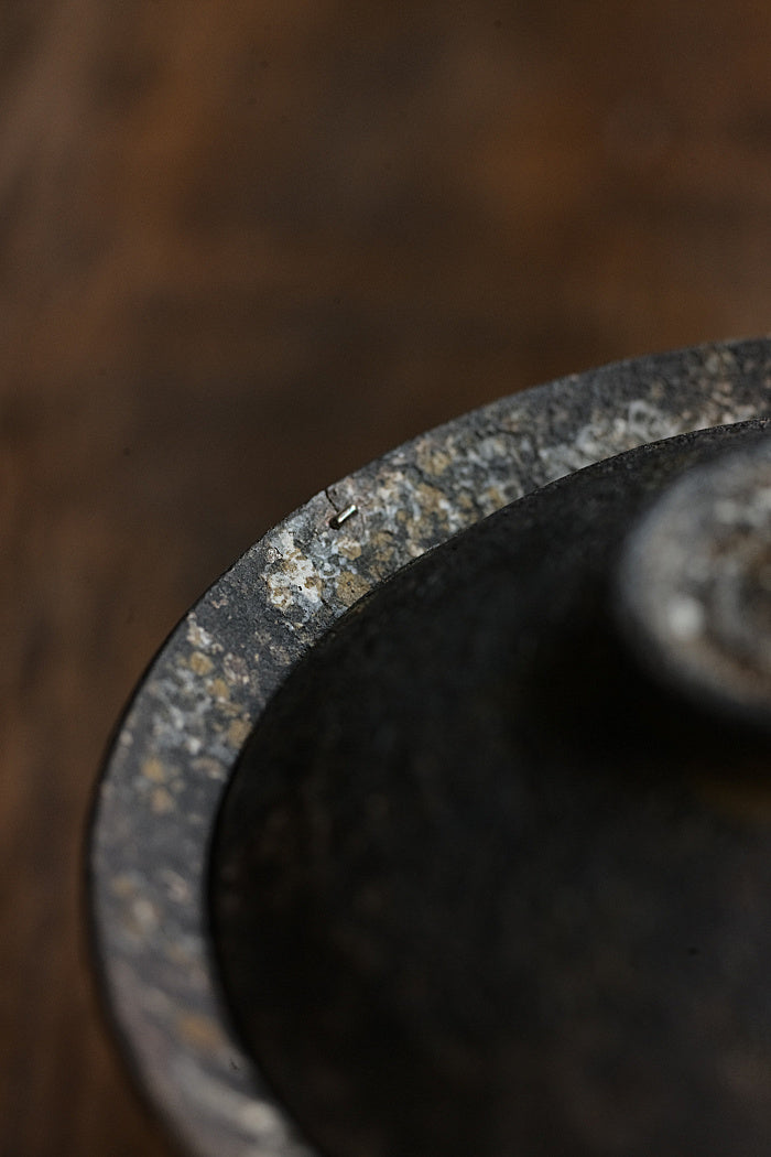 Natural Earth Gaiwan with Kintsugi Silver Nails by Cheng Wei
