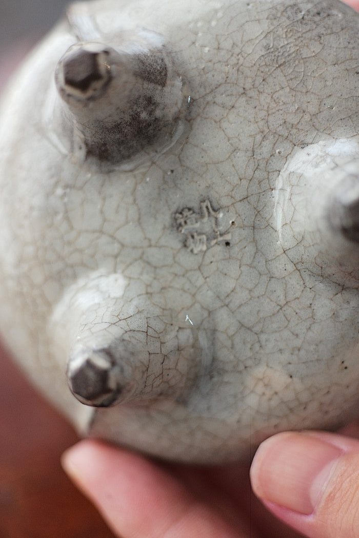 Song-Dynasty Style Tripod Incense Burner - Gray Crackle Glaze