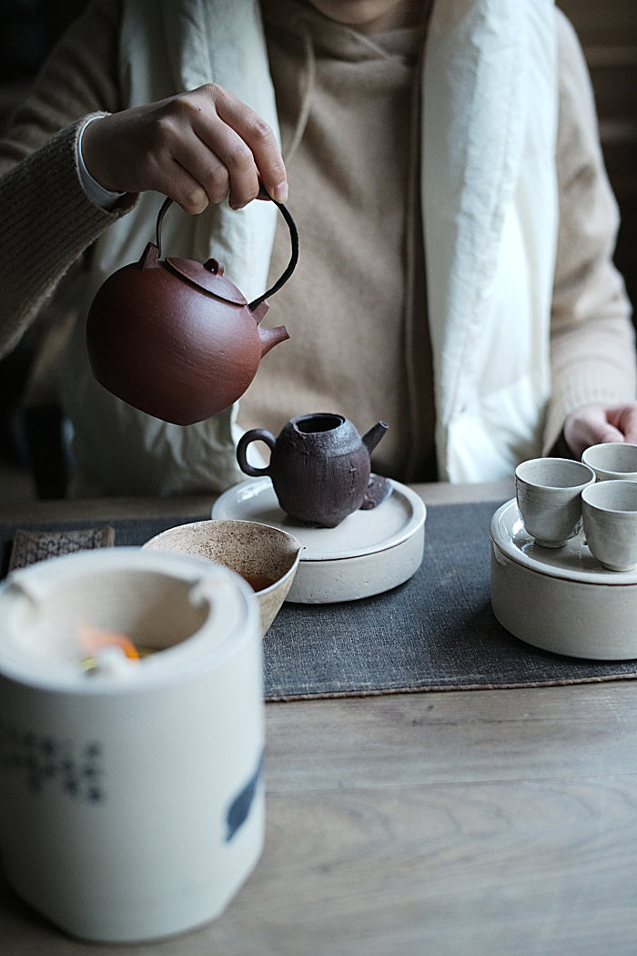 Red Body & Iron Handle Tea Kettle 500ml