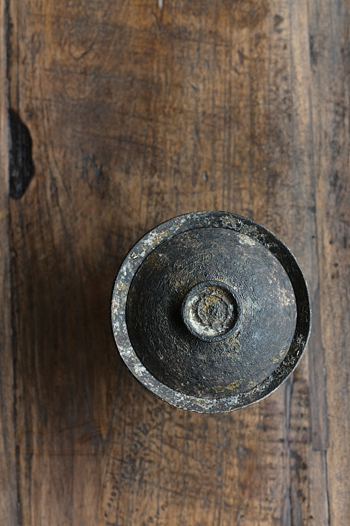 Natural Earth Gaiwan with Kintsugi Silver Nails by Cheng Wei
