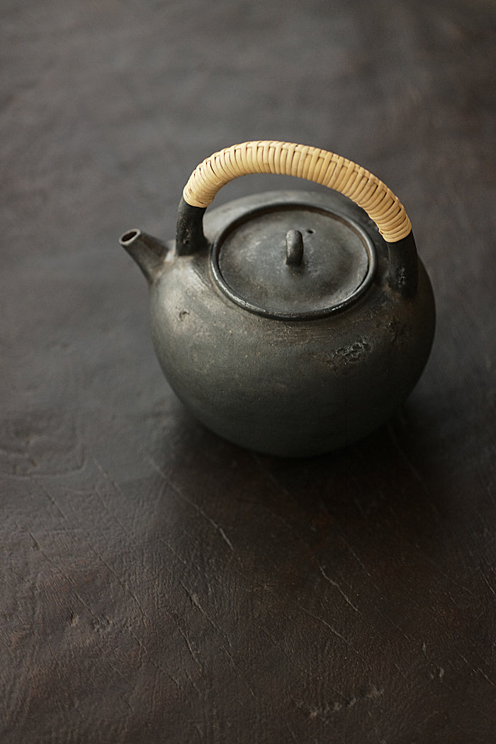 Charcoal Glazed Rattan-Handle Tea Kettle