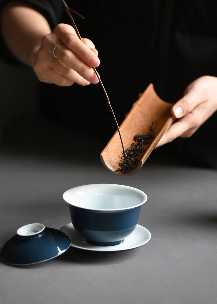 Natural Bamboo Tea Holder and Tea Scoop