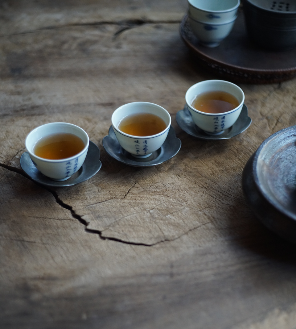Antique-style Qinghua Blue-white Teacup