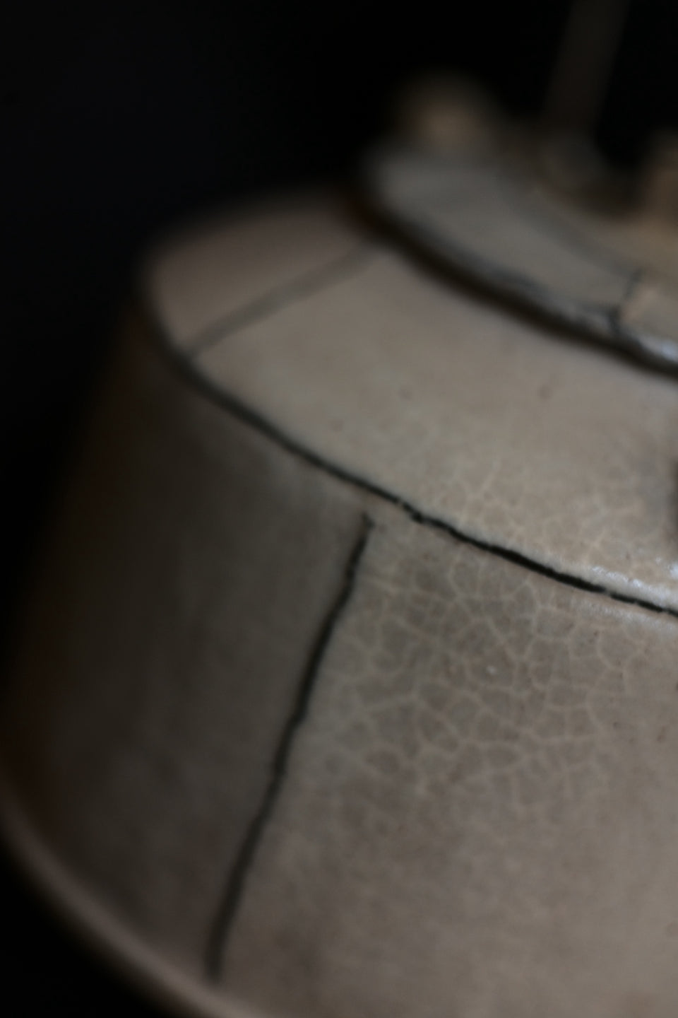 Off-White Glazed Kettle with Wood Handle