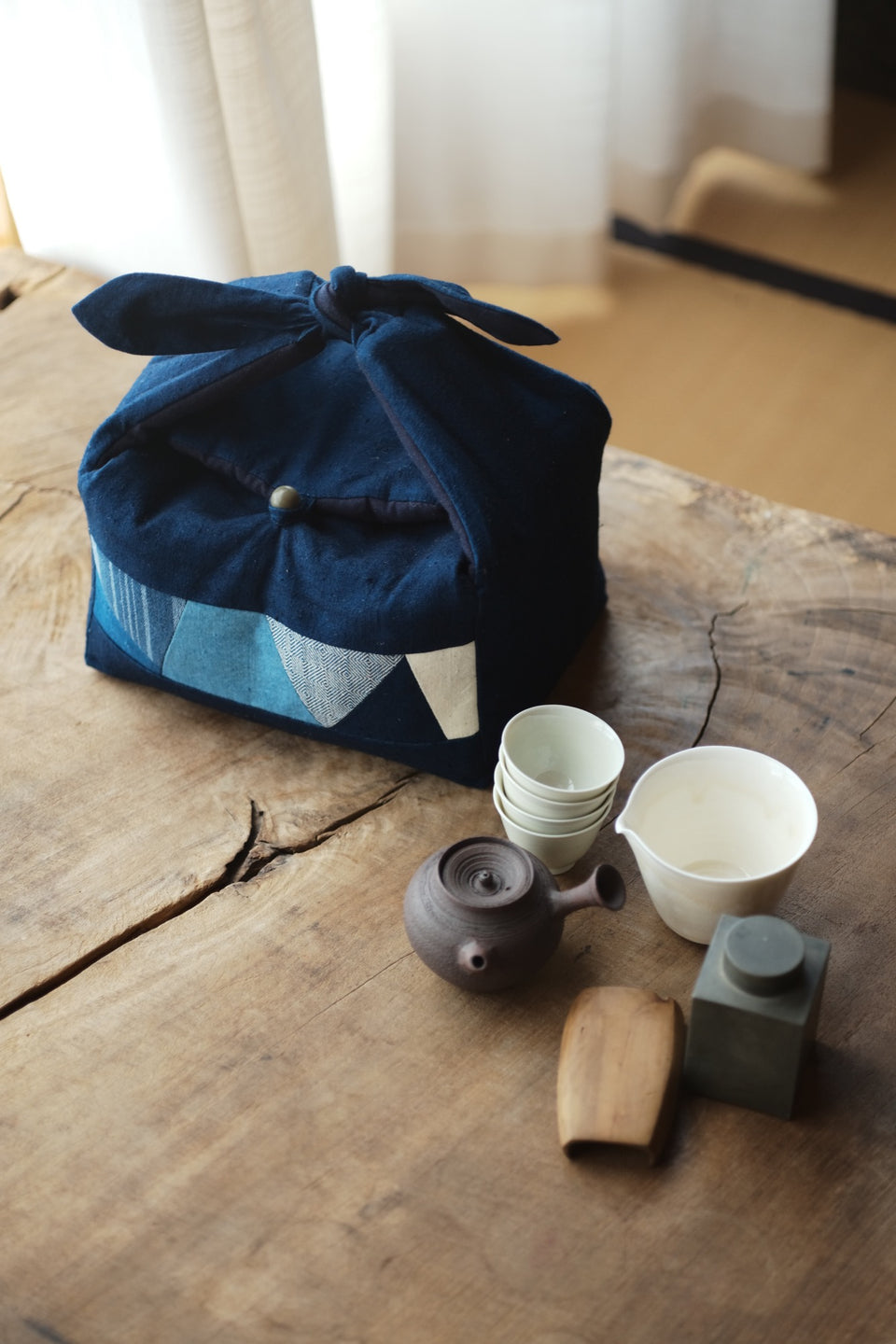 Large Hand-Woven Patchwork Travel Bag for Teapots and Teacup Set