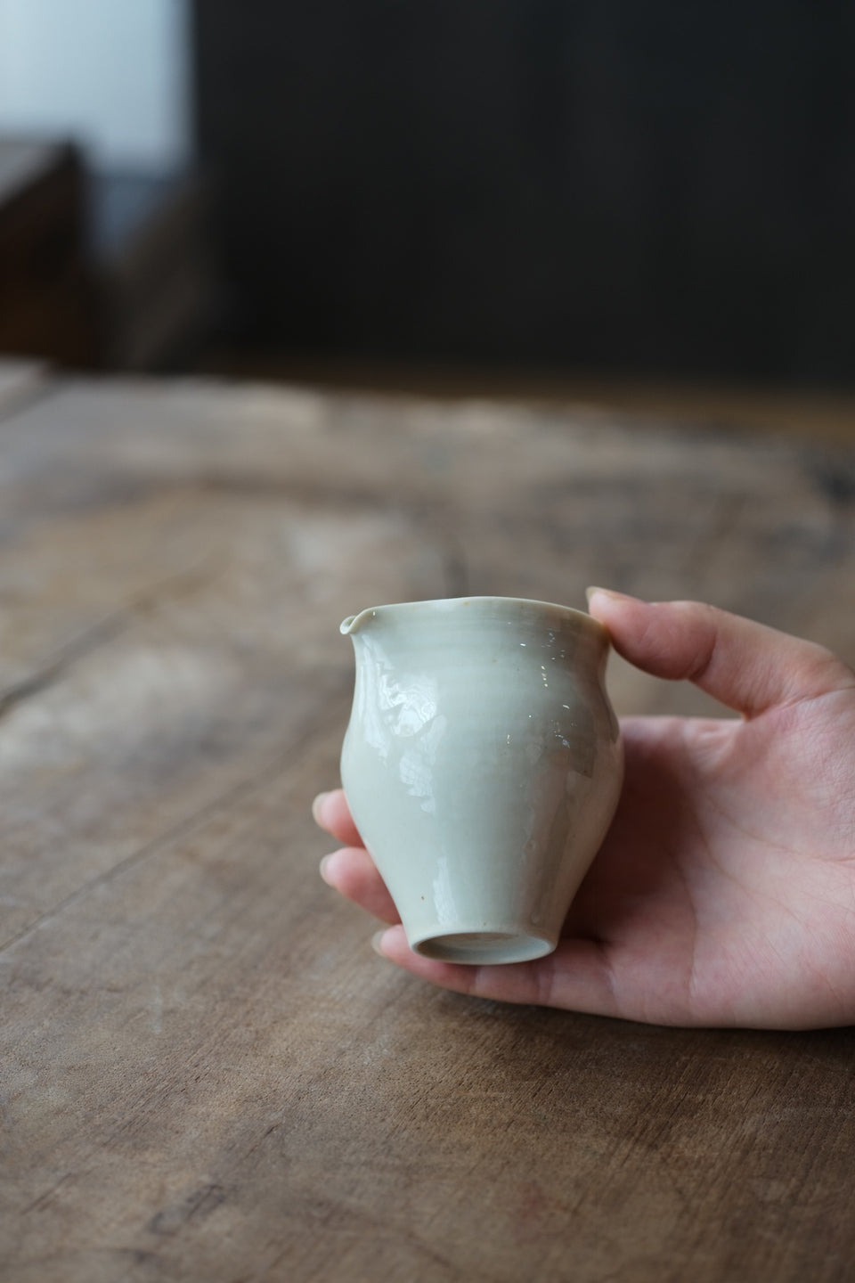 Ash-Fired Off-White Porcelain Gongdaobei Pitcher