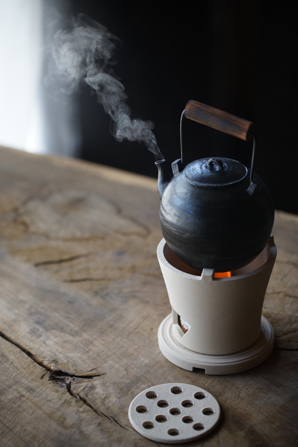 Black or White Fenglu Kettle Stove